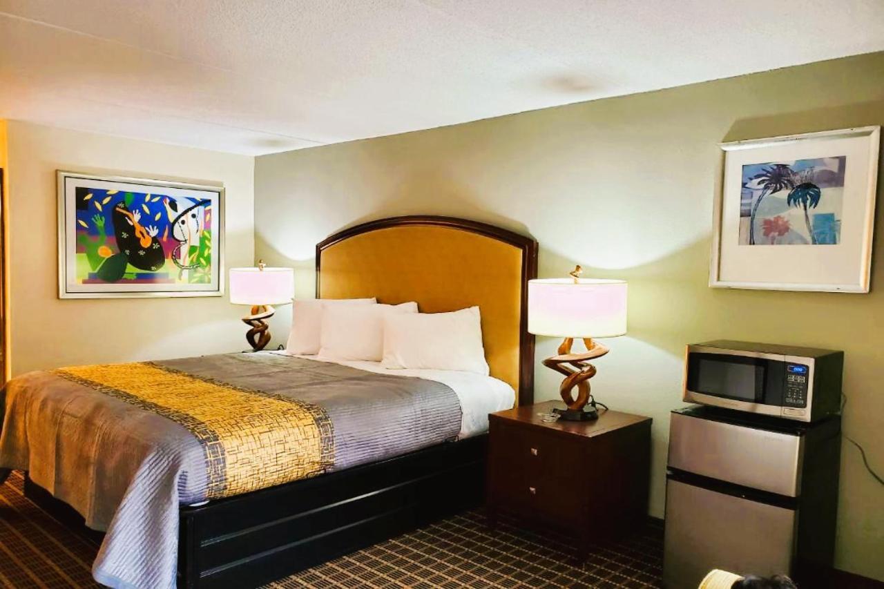 Palmetto Inn & Suites By Oyo Orangeburg Extérieur photo