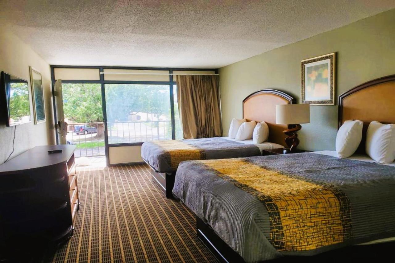Palmetto Inn & Suites By Oyo Orangeburg Extérieur photo