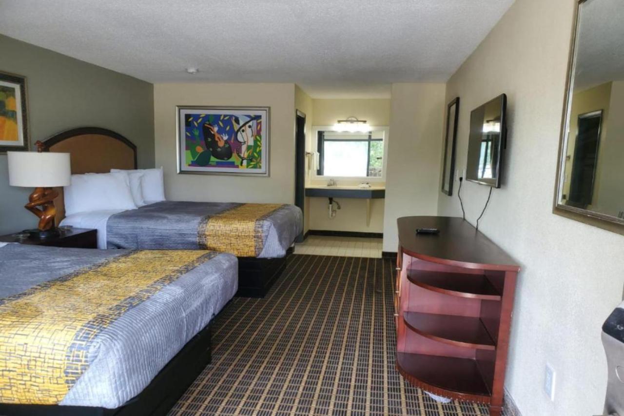 Palmetto Inn & Suites By Oyo Orangeburg Extérieur photo