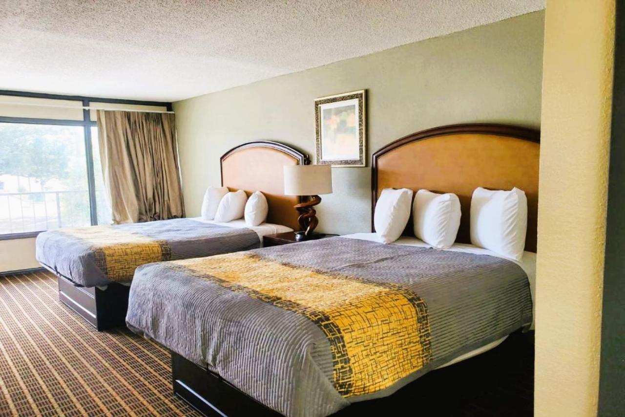 Palmetto Inn & Suites By Oyo Orangeburg Extérieur photo